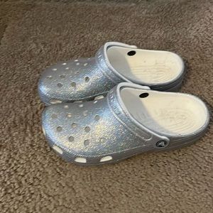 Womens Size 9 Crocs
